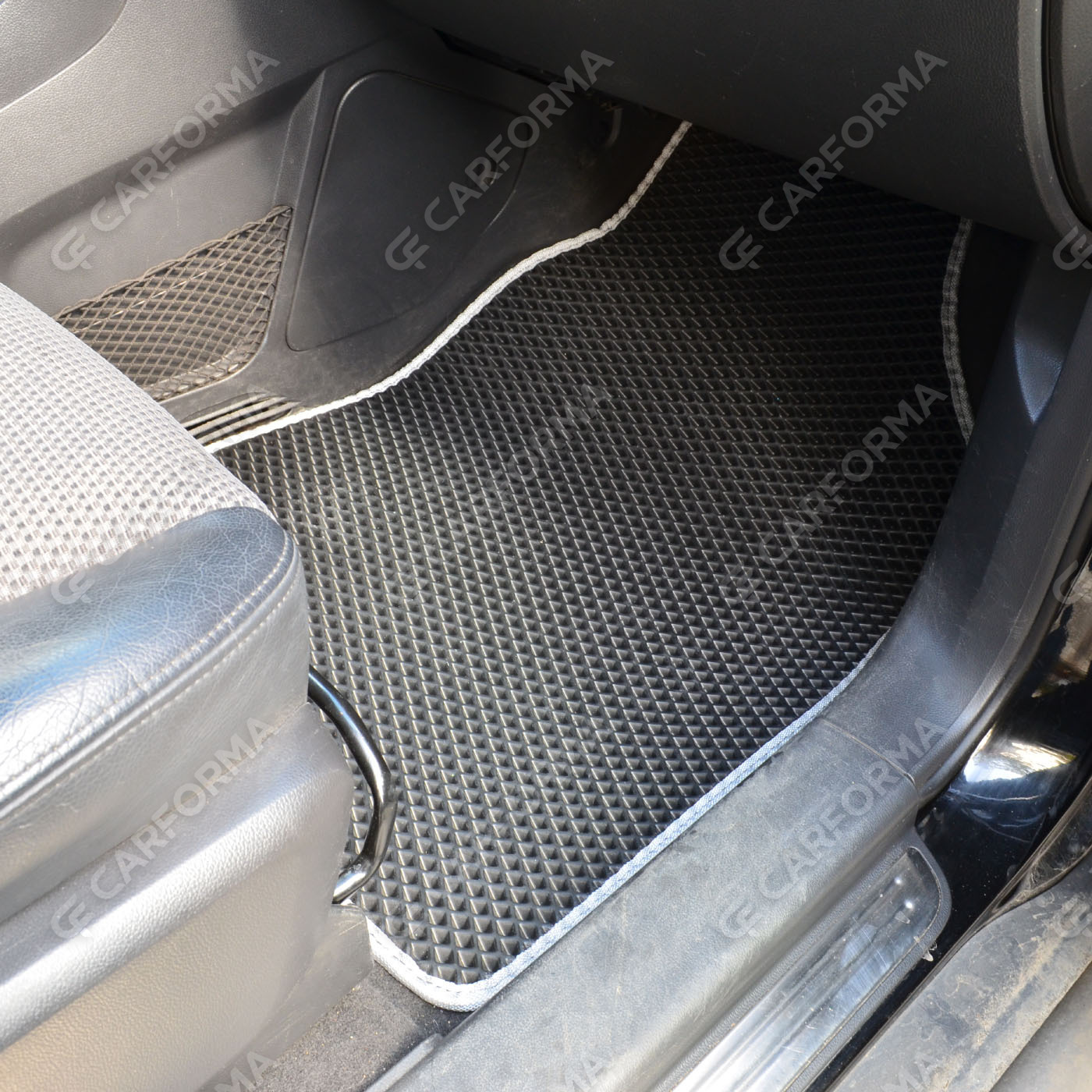Коврики на Chevrolet Captiva 2006&nbsp;-&nbsp;2018 в Саранске