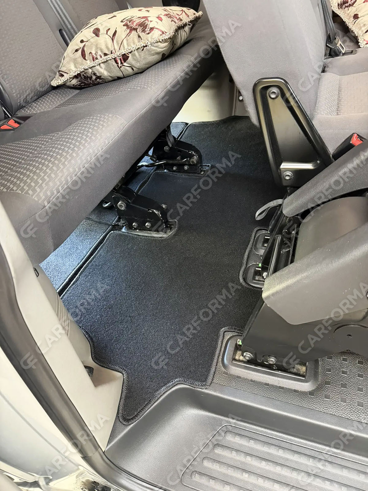 Коврики на Volkswagen Caravelle (T5) 2003&nbsp;-&nbsp;2015 в Саранске