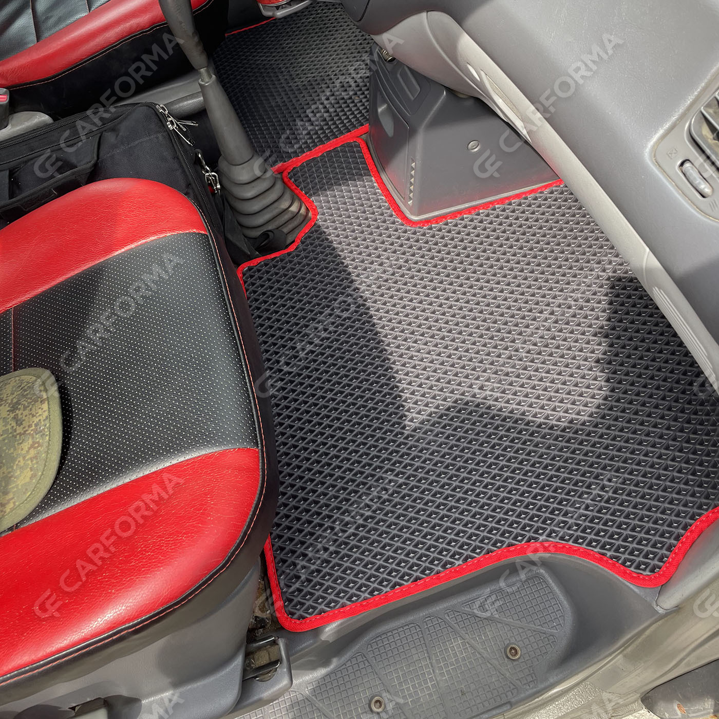 Ворсовые коврики на Mitsubishi Space Gear 1994&nbsp;-&nbsp;2007 в Саранске