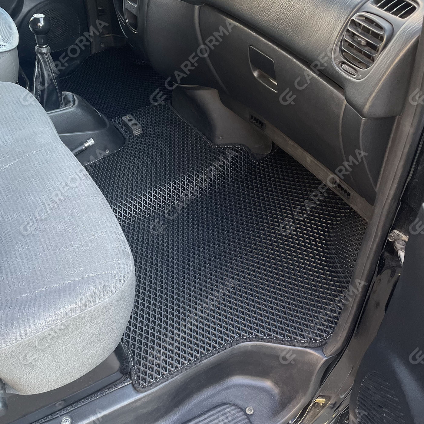 EVA коврики на Hyundai H1 I 1996&nbsp;-&nbsp;2007 в Саранске