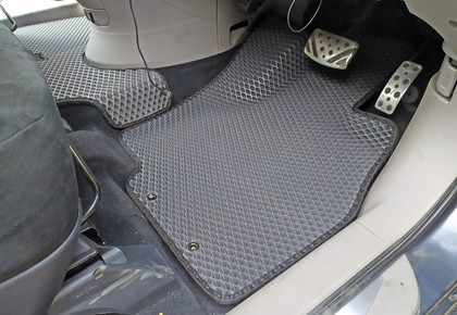 Коврики на Mitsubishi Grandis 2003 - 2009 в Саранске
