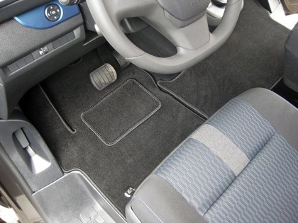 Коврики на Peugeot Traveller 2016 - 2025 в Саранске