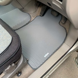 Ворсовые коврики на Toyota Estima II 2000 - 2005 в Саранске