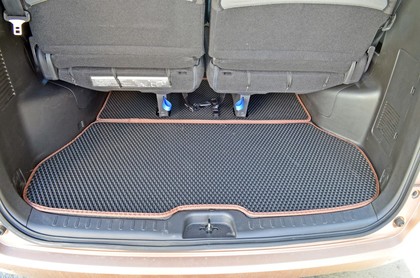 Коврики на Nissan Serena (C26) 2010 - 2016 в Саранске