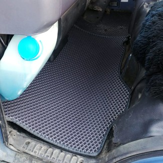 Коврики на Nissan Atlas (F23) 1992 - 2007 в Саранске