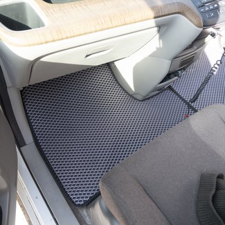 Коврики на Honda StepWGN V 2015 - 2021 в Саранске