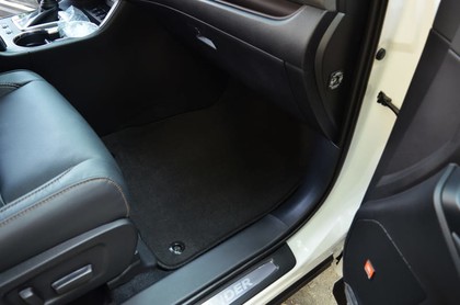 Коврики на Toyota Highlander III 2013 - 2020 в Саранске