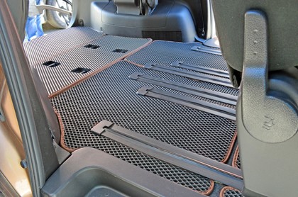 Коврики на Nissan Serena (C26) 2010 - 2016 в Саранске