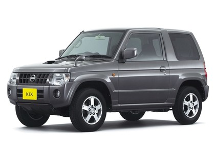 Коврики на Nissan Kix 2008 - 2012 в Саранске