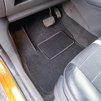 Коврики на Ford Kuga II 2012 - 2019 в Саранске