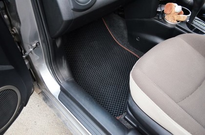 Коврики на Mazda Verisa 2004 - 2015 в Саранске