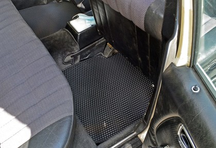Коврики на Mercedes W123 1975 - 1986 в Саранске