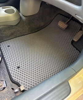 EVA коврики на Toyota Vitz I 1998 - 2005 в Саранске EVA коврики на Toyota Vitz I 1998 - 2005 в Саранске