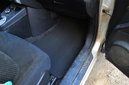 Коврики на Nissan X-Trail II 2007 - 2015 в Саранске