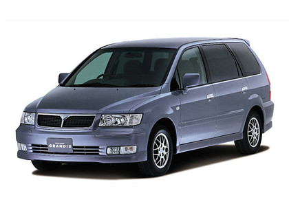 Коврики на Mitsubishi Chariot Grandis 1997 - 2003 в Саранске