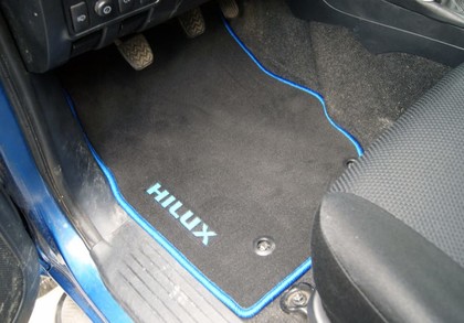 Коврики на Toyota Hilux VII 2008 - 2015 в Саранске