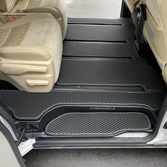 Ворсовые коврики на Toyota Vellfire (H30) 2015 - 2023 в Саранске