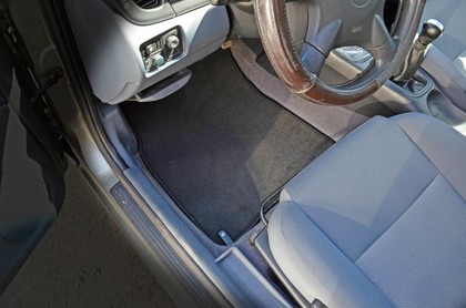 Ворсовые коврики на Nissan Almera II (N16) 2000 - 2006 в Саранске