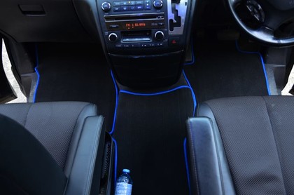Коврики на Nissan Elgrand (E51) 2002 - 2010 в Саранске