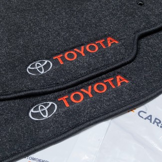 Коврики на Toyota Camry (XV70) 2017 - 2024 в Саранске