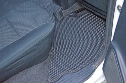 Коврики на Toyota Hilux VII 2008 - 2015 в Саранске