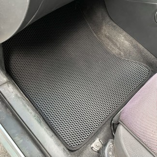 Коврики на Toyota Allex 2001 - 2006 в Саранске