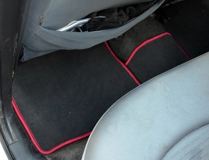 Коврики на Mitsubishi Colt V 1996 - 2003 в Саранске
