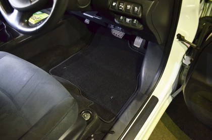 Коврики на Nissan Leaf (AZE0) 2012 - 2017 в Саранске