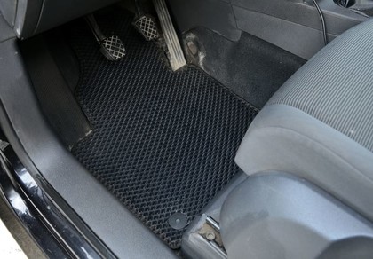 Коврики на Volkswagen Touran 2003 - 2015 в Саранске