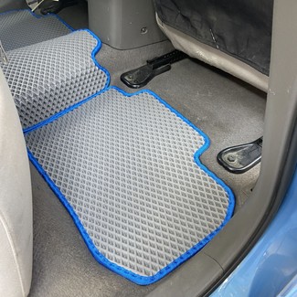 Коврики на Nissan Leaf (ZE0) 2009 - 2012 в Саранске