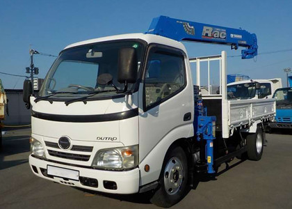 Ворсовые коврики на Hino 300 I узкая кабина 1999 - 2015 в Саранске
