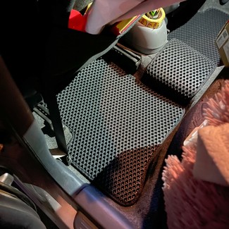 Коврики на Toyota Vitz I 1998 - 2005 в Саранске