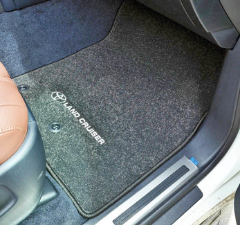 Коврики на Toyota Land Cruiser 200 2007 - 2021 в Саранске