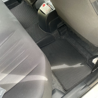 Коврики на Toyota Yaris IV 2019 - 2025 в Саранске