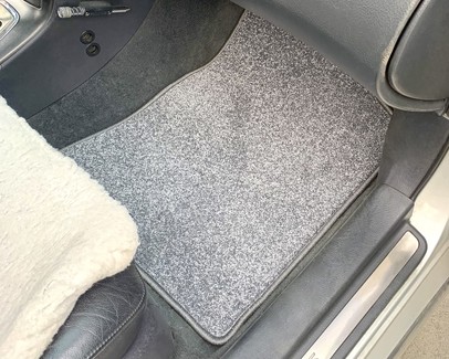 Коврики на Toyota Avensis II 2002 - 2008 в Саранске
