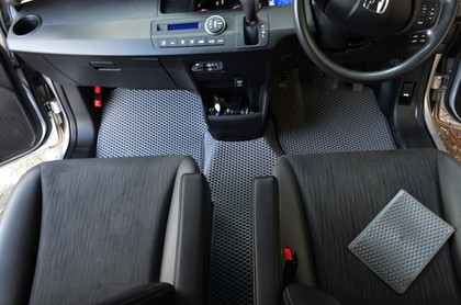 Коврики на Honda Freed Spike 2010 - 2016 в Саранске
