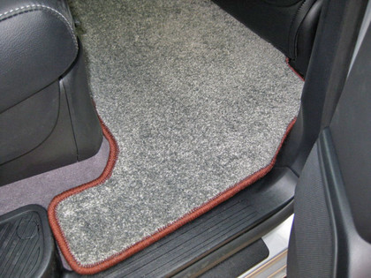 Коврики на Toyota Land Cruiser 200 2007 - 2021 в Саранске