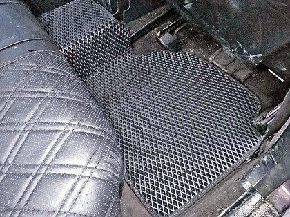 Коврики на Mercedes 190 (W201) 1982 - 1993 в Саранске