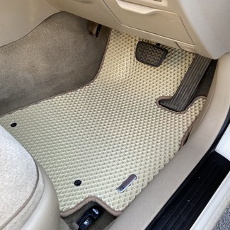 Коврики на Toyota Verossa 2001 - 2004 в Саранске