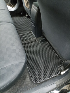 Ворсовые коврики на Toyota Corolla Axio (E14) 2006&nbsp;-&nbsp;2012 в Саранске