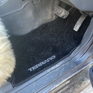 Коврики на Nissan Terrano I (WD21) 1985 - 1995 в Саранске