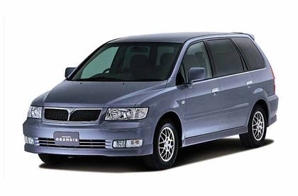 Коврики на Mitsubishi Chariot Grandis 1997 - 2003 в Саранске