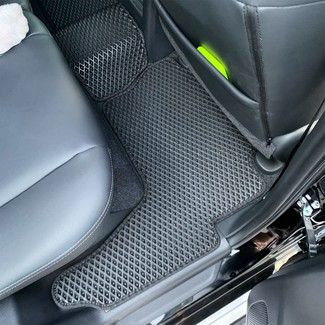 Коврики на Mitsubishi Pajero Sport III 2015 - 2025 в Саранске