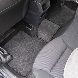 Коврики на Mercedes GLA (X156) 2014 - 2020 в Саранске