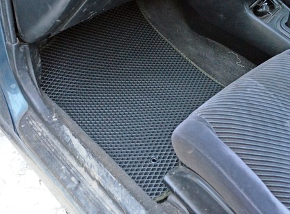 Коврики на Toyota Sprinter Marino 1992 - 1997 в Саранске