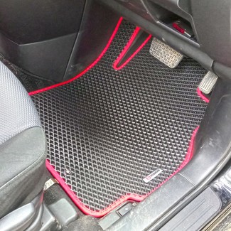Коврики на Mazda Premacy II 2005 - 2010 в Саранске