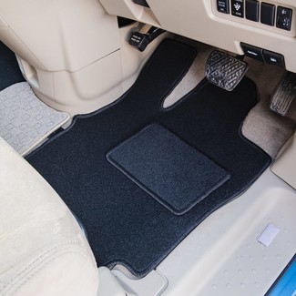 Ворсовые коврики на Nissan Serena (C25) 2005 - 2010 в Саранске