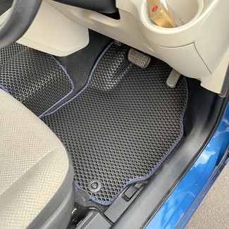 Коврики на Toyota Sienta II 2015 - 2022 в Саранске