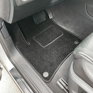 Коврики на Volkswagen Touareg II 2010 - 2018 в Саранске