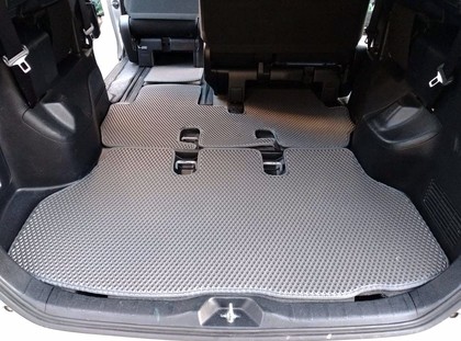 Коврики на Toyota Voxy (R80) 2014 - 2021 в Саранске